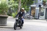 Amsterdam 1 augustus 2022
Ruud Gullit op zijn electrische Brekr scooter in Amsterdam zuid.