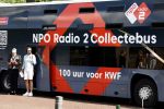 Blaricum 7 september 2022
Ruud de Wild en Gijs Staverman toeren met deRadio2 collectebus door nederland om geld op te halen voor het KWF. in Blaricum gingen ze bij ijssalon de HOOP langs.