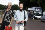 Blaricum 7 september 2022
Ruud de Wild en Gijs Staverman toeren met deRadio2 collectebus door nederland om geld op te halen voor het KWF. in Blaricum gingen ze bij ijssalon de HOOP langs.