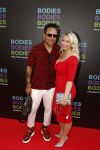 Amsterdam 24 augustus 2022
Premiere Bodies Bodies Bosies van Halina Reijn in Tuschinski . Sam de Wit en partner Jennifer Prins.