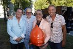 Lijnden 1 september 2022
Feest van kledingmerk  a fish named fred .
Willy v d Kerkhof  Robert Schalker Steven Rooks en Johnny Kraaykamp