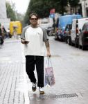 Amsterdam 27 juli 2023
Andre Hazes doet boodschap voor Monique op de PC Hooftstraat.