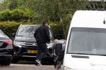 Rotterdam en Berkel en Rodenrijs 24 augustus 2023
Andre Hazes en Monique Westenberg arriveren in geblindeerde limo bij de rechtbank van Rotterdam ivm rechtszaak over dat hun zoontje Dre van school gehouden is  voor vakantie . Daarna rijden ze naar hun huis in Berkel. Er is veel pers op af gekomen . De Politie ving hen op bij de rechtbank.