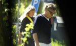 Zuiderwoude 26 juli 2023
Thijs Romer viert zijn verjaardag . Zijn moeder Yvonne Smolders is bij nhem thuis en laat de hond uit . Zus Nienke Romer en zwager Frederik Brom komen met hun dochter langs.