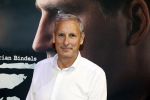 Barneveld 23 augustus 2023
Dorian Bindels en Soy Kroon gaan de mannelijke hoofdrollen spelen in 40-45 de Musical die door Studio 100 geproduceerd wordt . De voorstelling gaat spelen in de midden Nederland hallen. Gert Verhulst is de bedenker.
