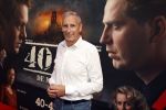 Barneveld 23 augustus 2023
Dorian Bindels en Soy Kroon gaan de mannelijke hoofdrollen spelen in 40-45 de Musical die door Studio 100 geproduceerd wordt . De voorstelling gaat spelen in de midden Nederland hallen. Gert Verhulst is de bedenker.