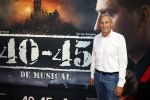 Barneveld 23 augustus 2023
Dorian Bindels en Soy Kroon gaan de mannelijke hoofdrollen spelen in 40-45 de Musical die door Studio 100 geproduceerd wordt . De voorstelling gaat spelen in de midden Nederland hallen. Gert Verhulst is de bedenker.