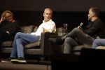Barneveld 23 augustus 2023
Dorian Bindels en Soy Kroon gaan de mannelijke hoofdrollen spelen in 40-45 de Musical die door Studio 100 geproduceerd wordt . De vrouwelijke hoofdrollen worden vertolkt door Niniane Everaert en Gaia Aikman .De voorstelling gaat spelen in de midden Nederland hallen. Gert Verhulst is de bedenker. Renze Klamer presenteert het .