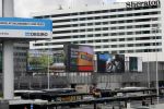 Schiphol 1 augustus 2023
Vakantie drukte op Schiphol. Heineken abri