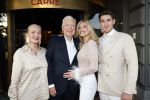 Amsterdam 31 augustus 2023
Premiere het grootste zwanenmeer ter wereld in Carre.
Henk v d Meijden met partner Monica dochter Elisa v d Meijden en partner