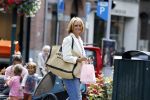 Amsterdam 4 augustus 2023
Leontien Ruiters doet boodschappen op de Cornelis schuytstraat.