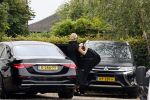 Rotterdam en Berkel en Rodenrijs 24 augustus 2023
Andre Hazes en Monique Westenberg arriveren in geblindeerde limo bij de rechtbank van Rotterdam ivm rechtszaak over dat hun zoontje Dre van school gehouden is  voor vakantie . Daarna rijden ze naar hun huis in Berkel. Er is veel pers op af gekomen . De Politie ving hen op bij de rechtbank.