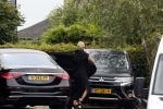 Rotterdam en Berkel en Rodenrijs 24 augustus 2023
Andre Hazes en Monique Westenberg arriveren in geblindeerde limo bij de rechtbank van Rotterdam ivm rechtszaak over dat hun zoontje Dre van school gehouden is  voor vakantie . Daarna rijden ze naar hun huis in Berkel. Er is veel pers op af gekomen . De Politie ving hen op bij de rechtbank.