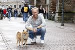 Haarlem 3 augustus 2023
Raymond Mens met zijn hond in het centrum van Haarlem .