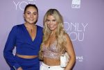 Scheveningen 31 juli 2023
Premiere Only You in Pathe Scheveningen .
Rowenna van der Linden (links) en Sarah Mooy