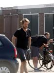 Zuiderwoude Marken 20 augustus 2023
Thijs Romer rijdt in zijn volkswagen Polo van zijn huis naar de Albert Heijn om boodschappen te doen .