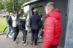 Assen 25 juli 2023
Rechtszaak Thijs Romer in de rechtbank van Assen Zijn moeder vader  Peter Romer en stiefmoeder kwamen met hem mee. Zijn advocaat is Wikke Monster