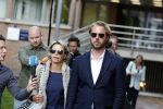 Assen 25 juli 2023
Rechtszaak Thijs Romer in de rechtbank van Assen Zijn moeder vader  Peter Romer en stiefmoeder kwamen met hem mee. Zijn advocaat is Wikke Monster