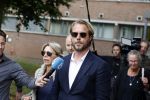 Assen 25 juli 2023
Rechtszaak Thijs Romer in de rechtbank van Assen Zijn moeder vader  Peter Romer en stiefmoeder kwamen met hem mee. Zijn advocaat is Wikke Monster