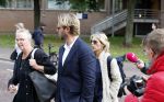 Assen 25 juli 2023
Rechtszaak Thijs Romer in de rechtbank van Assen Zijn moeder vader  Peter Romer en stiefmoeder kwamen met hem mee. Zijn advocaat is Wikke Monster