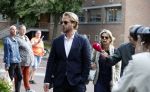 Assen 25 juli 2023
Rechtszaak Thijs Romer in de rechtbank van Assen Zijn moeder vader  Peter Romer en stiefmoeder kwamen met hem mee. Zijn advocaat is Wikke Monster