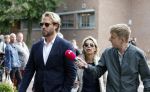 Assen 25 juli 2023
Rechtszaak Thijs Romer in de rechtbank van Assen Zijn moeder vader  Peter Romer en stiefmoeder kwamen met hem mee. Zijn advocaat is Wikke Monster