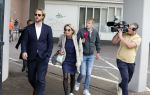 Assen 25 juli 2023
Rechtszaak Thijs Romer in de rechtbank van Assen Zijn moeder vader  Peter Romer en stiefmoeder kwamen met hem mee. Zijn advocaat is Wikke Monster