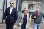 Assen 25 juli 2023
Rechtszaak Thijs Romer in de rechtbank van Assen Zijn moeder vader  Peter Romer en stiefmoeder kwamen met hem mee. Zijn advocaat is Wikke Monster