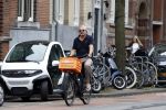 Amsterdam 24 juli 2023
Victor Reinier op zijn fiets in Amsterdam zuid.