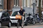 Amsterdam 24 juli 2023
Victor Reinier op zijn fiets in Amsterdam zuid.