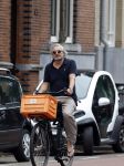 Amsterdam 24 juli 2023
Victor Reinier op zijn fiets in Amsterdam zuid.