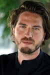 Wageningen 13 mei 2024
Presentatie musical 40-45 in hotel de Wereld met oa Soy Kroon Holly Brood Sjoerd Pleijsier Babette v Veen Kees Boot Frits Barend Dorian Bindels Gaia Aikman en Niniane Everaert.