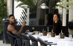 Amsterdam 8 augustus 2024
Famke Louise en Denzel Slager lunchen in Amsterdam zuid . Ze rijden in een electrische Porsche Tacan
