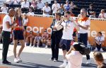 Scheveningen 12 augustus 2024
Aankomst olympische sporters in scheveningen . Humberto Tan presenteert het programma..
Harrie Lavreysen en Femke Bol