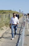 Scheveningen 27 augustus 2024
Afscheids feestje van Mark Rutte bij strandtent Culpepper. Hugo de Jonge met hand in gips