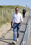 Scheveningen 27 augustus 2024
Afscheids feestje van Mark Rutte bij strandtent Culpepper. Hugo de Jonge met hand in gips