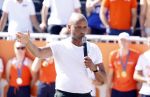Scheveningen 12 augustus 2024
Aankomst olympische sporters in scheveningen . Humberto Tan presenteert het programma.
