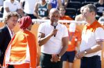 Scheveningen 12 augustus 2024
Aankomst olympische sporters in scheveningen . Humberto Tan presenteert het programma.