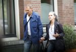 Amsterdam 22 augustus 2024
Joop Oonk met zijn vrouw op straat in Amsterdam.