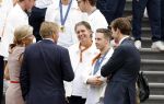 Den Haag 13 augustus 2024
Alle medaillewinnaars bij de olympische spelen op bezoek bij Koning Willem Alexander en Koningin Maxima op huis ten Bosch . oa aanwezig Femke Bol Sifan hassan Harrie Lavreysen Sharon v Rouwendaal Worthy de Jong Marit Bouwmeester Roy v d Berg de Hockey heren de hockey dames en alle roeiers.
