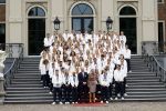 Den Haag 13 augustus 2024
Alle medaillewinnaars bij de olympische spelen op bezoek bij Koning Willem Alexander en Koningin Maxima op huis ten Bosch . oa aanwezig Femke Bol Sifan hassan Harrie Lavreysen Sharon v Rouwendaal Worthy de Jong Marit Bouwmeester Roy v d Berg de Hockey heren de hockey dames en alle roeiers.