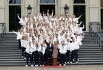 Den Haag 13 augustus 2024
Alle medaillewinnaars bij de olympische spelen op bezoek bij Koning Willem Alexander en Koningin Maxima op huis ten Bosch . oa aanwezig Femke Bol Sifan hassan Harrie Lavreysen Sharon v Rouwendaal Worthy de Jong Marit Bouwmeester Roy v d Berg de Hockey heren de hockey dames en alle roeiers.