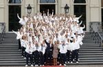 Den Haag 13 augustus 2024
Alle medaillewinnaars bij de olympische spelen op bezoek bij Koning Willem Alexander en Koningin Maxima op huis ten Bosch . oa aanwezig Femke Bol Sifan hassan Harrie Lavreysen Sharon v Rouwendaal Worthy de Jong Marit Bouwmeester Roy v d Berg de Hockey heren de hockey dames en alle roeiers.