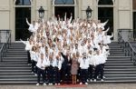 Den Haag 13 augustus 2024
Alle medaillewinnaars bij de olympische spelen op bezoek bij Koning Willem Alexander en Koningin Maxima op huis ten Bosch . oa aanwezig Femke Bol Sifan hassan Harrie Lavreysen Sharon v Rouwendaal Worthy de Jong Marit Bouwmeester Roy v d Berg de Hockey heren de hockey dames en alle roeiers.