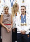 Den Haag 13 augustus 2024
Alle medaillewinnaars bij de olympische spelen op bezoek bij Koning Willem Alexander en Koningin Maxima op huis ten Bosch . oa aanwezig Femke Bol Sifan hassan Harrie Lavreysen Sharon v Rouwendaal Worthy de Jong Marit Bouwmeester Roy v d Berg de Hockey heren de hockey dames en alle roeiers.