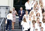 Den Haag 13 augustus 2024
Alle medaillewinnaars bij de olympische spelen op bezoek bij Koning Willem Alexander en Koningin Maxima op huis ten Bosch . oa aanwezig Femke Bol Sifan hassan Harrie Lavreysen Sharon v Rouwendaal Worthy de Jong Marit Bouwmeester Roy v d Berg de Hockey heren de hockey dames en alle roeiers.