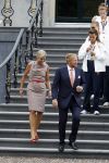 Den Haag 13 augustus 2024
Alle medaillewinnaars bij de olympische spelen op bezoek bij Koning Willem Alexander en Koningin Maxima op huis ten Bosch . oa aanwezig Femke Bol Sifan hassan Harrie Lavreysen Sharon v Rouwendaal Worthy de Jong Marit Bouwmeester Roy v d Berg de Hockey heren de hockey dames en alle roeiers.