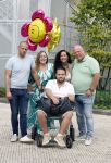Helmond 30 augustus 2024
Mark Gillis wordt uit het ziekenhuis ontslagen waar hij ruim 9 weken heeft gelegen . Zijn vader Peter Gillis Wendy v Hout en broer Ruud Gillis en zus Inge Gillis halen hem op.