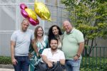 Helmond 30 augustus 2024
Mark Gillis wordt uit het ziekenhuis ontslagen waar hij ruim 9 weken heeft gelegen . Zijn vader Peter Gillis Wendy v Hout en broer Ruud Gillis en zus Inge Gillis halen hem op.
