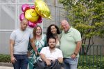 Helmond 30 augustus 2024
Mark Gillis wordt uit het ziekenhuis ontslagen waar hij ruim 9 weken heeft gelegen . Zijn vader Peter Gillis Wendy v Hout en broer Ruud Gillis en zus Inge Gillis halen hem op.